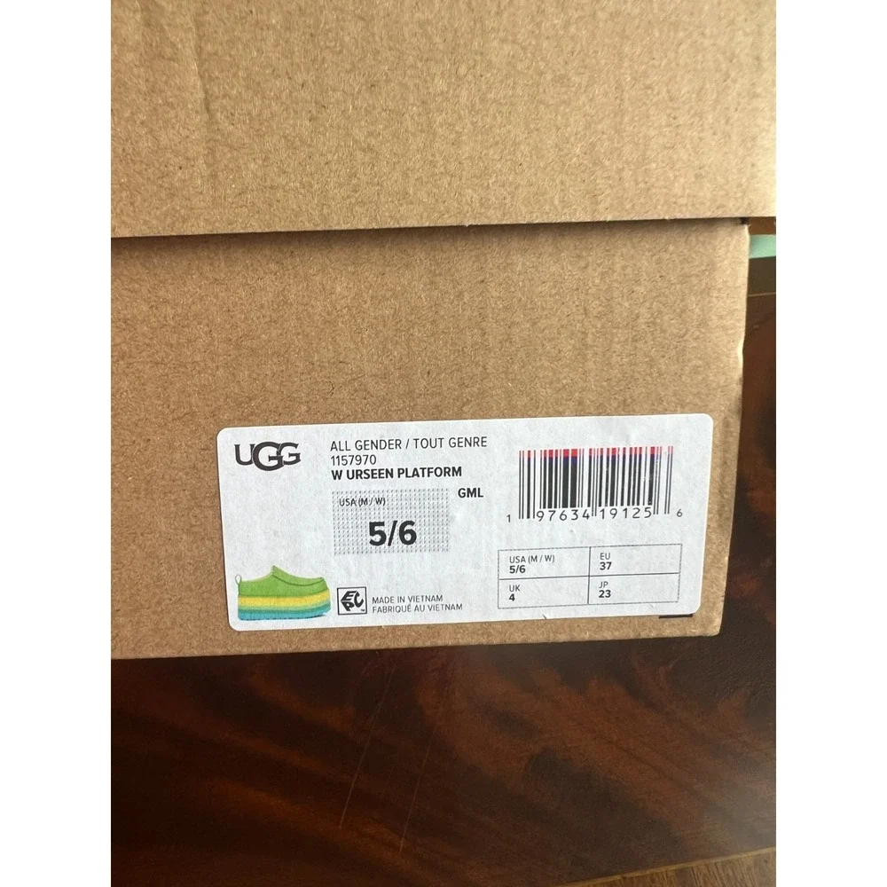 UGG new box